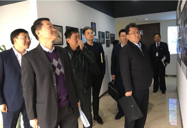 集團(tuán)黨委書記、董事長任丁率隊(duì)調(diào)研旅投商貿(mào)工作