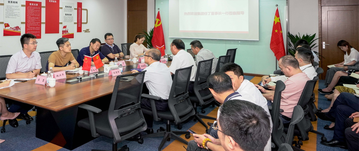 為旅游插上航空“翅膀”，給旅游增添科技“引擎”，用創(chuàng)新創(chuàng)造更大價值