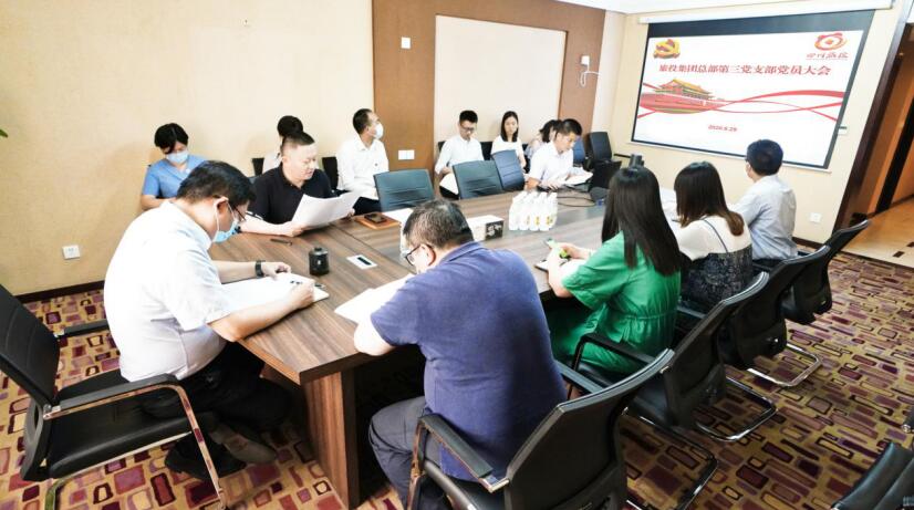 “擔(dān)使命、找差距、抓落實、做群眾身邊的好黨員”