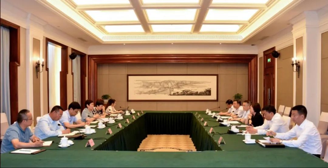 青海省國資委領(lǐng)導(dǎo)到金牛賓館調(diào)研交流